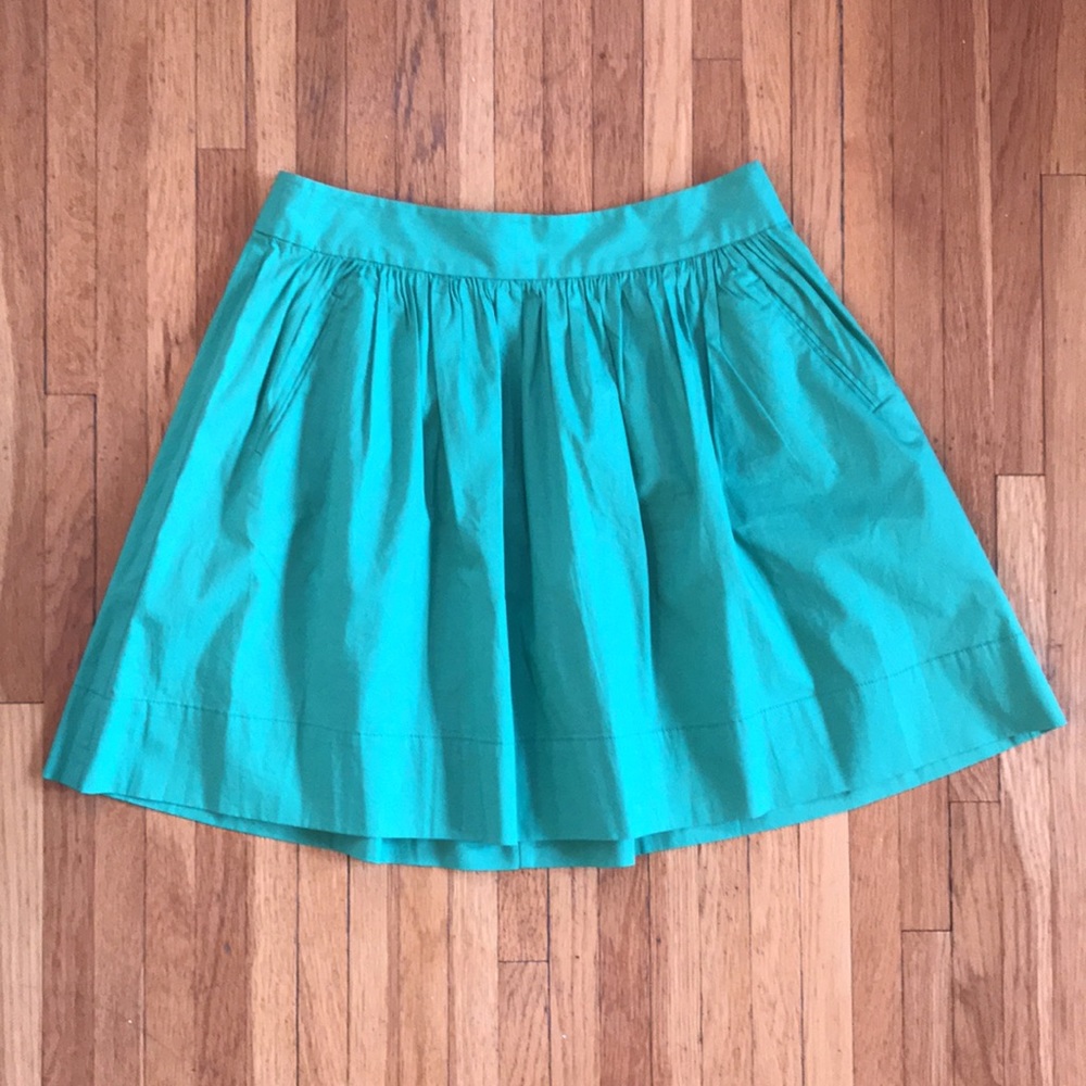 Banana Republic Skater Skirt with pockets! size 8